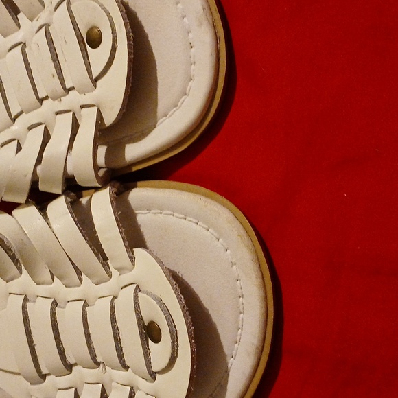 Faded Glory sandals - Picture 5 of 9